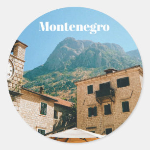 Stadtlandschaft von Montenegro Runder Aufkleber