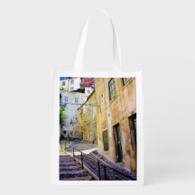 STADTSTRASSE IN DER MODERNEN FOTOGRAFIE VON LISSAB