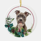 Staffordshire Dog Evergreen Berry Wreath Keramik Ornament (Vorne)