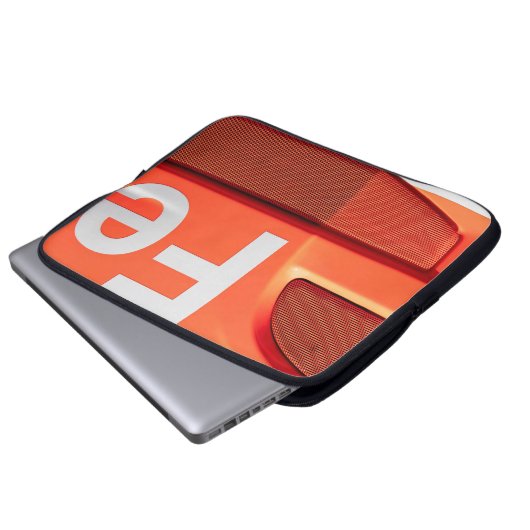 Stahl Laptopschutzhülle (Vorne Knopf)