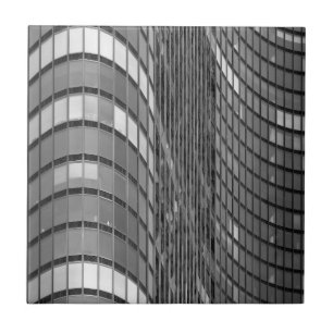 Stahl- und Glaszwischenwand von modernem Fliese