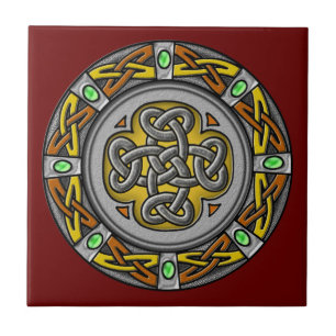 Stahl und Leder des keltischen Kreuzes Fliese