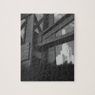 Stahlbauweise-Wolkenkratzer-Architektur im Vintage Puzzle