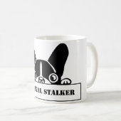 Stalker Frenchie zerteilt Kaffeetasse (VorderseiteRechts)