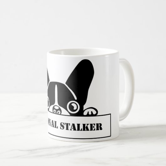 Stalker Frenchie zerteilt Kaffeetasse (VorderseiteRechts)