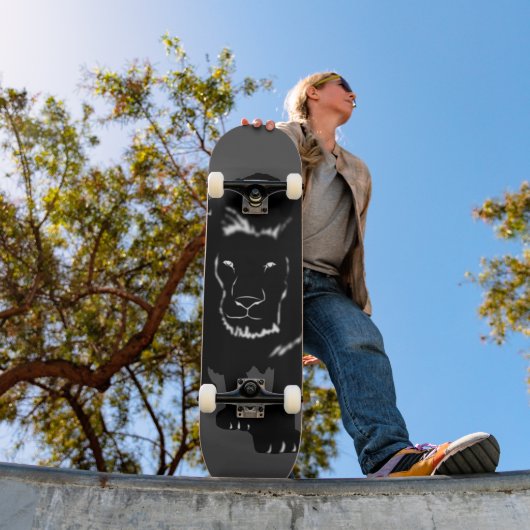 Stalking Lion Skateboard - Benutzerdefinierte Farb (Außenbereich 1)