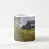Stall auf einer Hügel-Kaffee-Tasse Kaffeetasse (Mittel)