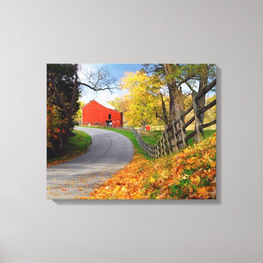 Stall im Herbst Leinwanddruck (Vorderseite)