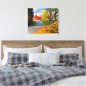 Stall im Herbst Leinwanddruck (Insitu (Schlafzimmer))