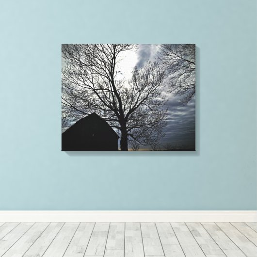 Stall mit Himmel und Bäume Leinwand Schwarzes und  (Insitu (Holzboden))