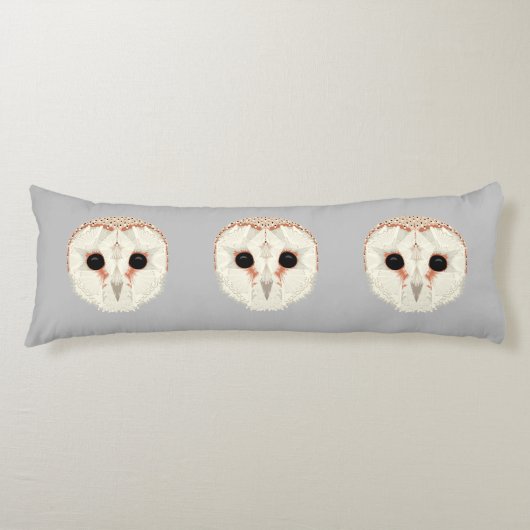 Stall Owl Body Pillow Seitenschläferkissen (Vorderseite)