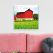 Stall und Weide im Roten Land Leinwanddruck (Insitu (Wohnzimmer))