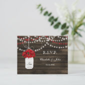 Stallholz poinsettia mason jar rustikale Hochzeit  Einladungspostkarte (Stehend Vorderseite)