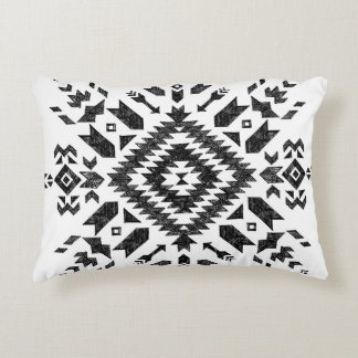 Stammbauweise: Schwarz-weiß handGezeichnet Dekokissen