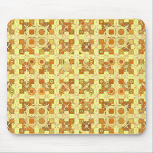 Stammes- Batik - goldenes Gelbes, braun und tan Mousepad