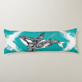 Stammes- Orca gebürstetes aquamarines Seitenschläferkissen (Rückseite)