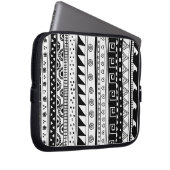 Stammes- Schwarzweiss-Muster Laptopschutzhülle (Vorne Rechts)