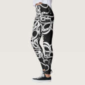 Stammesdesign in Schwarz und Weiß Leggings (Links)