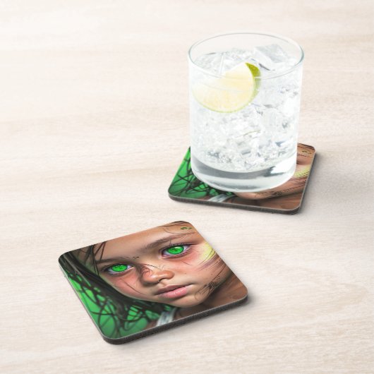 Stammkids | Futuristische Mädchen glühen grüne Aug Getränkeuntersetzer (Rechte Seite)