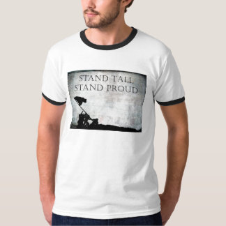 Stand-hoher Stand stolz T-Shirt