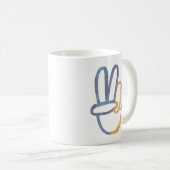 Stand mit der Ukraine - FRIEDENSymbol V-Signierfre Kaffeetasse (VorderseiteRechts)