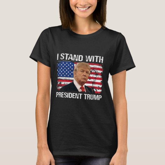 Stand Präsident Trump - amerikanische Flagge Trump T-Shirt (Vorderseite)