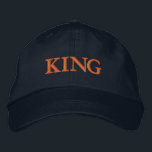 Standout KING Text Adjustable Navy-Hat für Komfort Bestickte Baseballkappe<br><div class="desc">Fügen Sie Ihrem Aussehen eine Touch Persönlichkeit hinzu,  indem Sie die angepasste,  angepasste KKING Text-Kappe verwenden. Dieser Marinehut ist mit einer starken "KING" Stickerei ausgestattet und bietet einen auffälligen Fokus. Das verstellbare Design sorgt für die perfekte Passform für den täglichen Tragekomfort.</div>