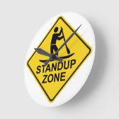 Standup Paddleboarding Zone Road Sign Runde Wanduhr (Winkel)