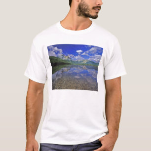 Stanley Lake im Sawzahngebirge von Idaho T-Shirt