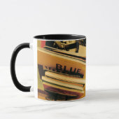 Stapel Bücher und Zeitschriften Tasse (Links)