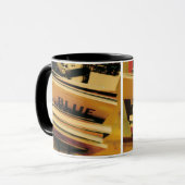 Stapel Bücher und Zeitschriften Tasse (Vorderseite Links)