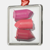 Stapel defekter Lippenstift Silbernes Ornament (Links)