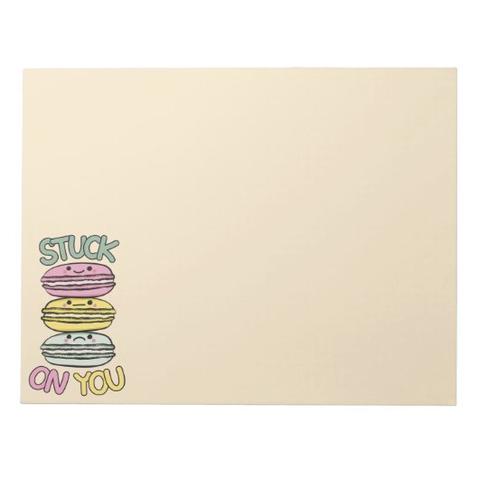 Stapel süßer Kawaii-Macarons Notizblock (Vorderseite)