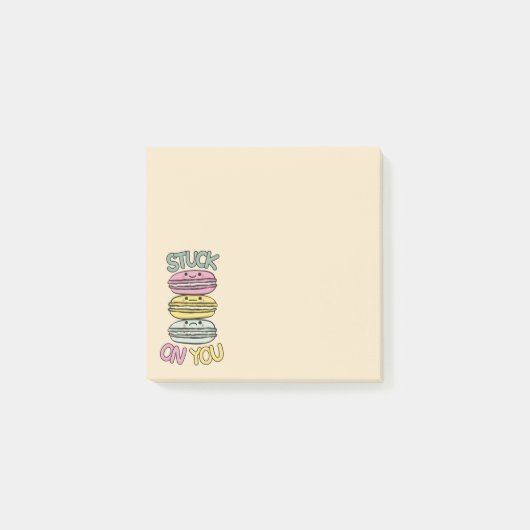 Stapel süßer Kawaii-Macarons Post-it Klebezettel (Vorderseite)