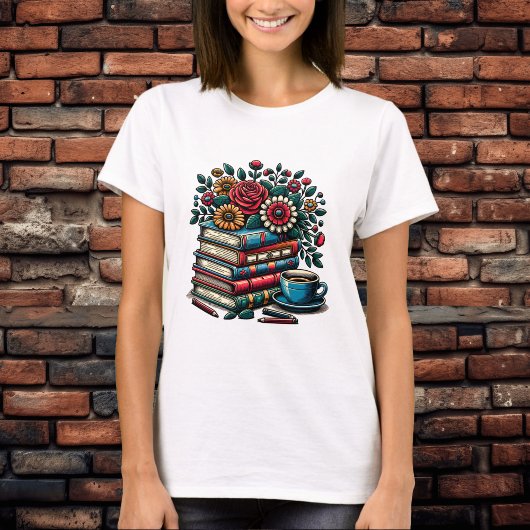 Stapel Vintager Bücher, Kaffee und Blume T-Shirt