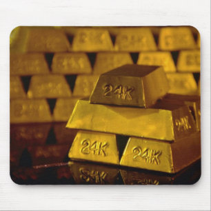 Stapel von Goldbarren Mousepad