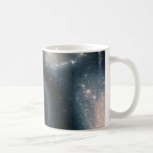Star-Cluster Geboren zwischen den interagierenden Kaffeetasse (Rechts)