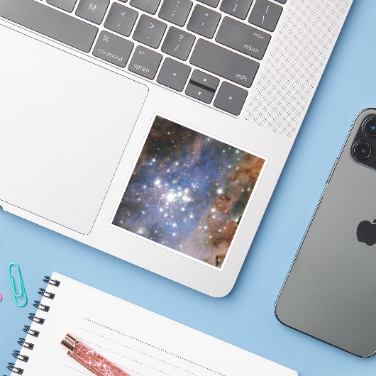 Star Cluster Trumpler 14. Aufkleber (Laptop mit iPhone)
