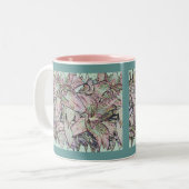 Star Gazer Lilies in Tasse mit Bleistift (Vorderseite Links)