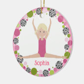 Star Gymnast Blonde Pony Schwanzes in Pinks Keramikornament (Links)