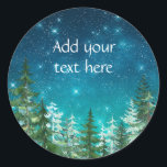 Star Light Forest Night Runder Aufkleber<br><div class="desc">Starnachtwaldsticker mit schönen rustikalen Tannenbäumen auf einem schönen Sternenhimmel mit Sternenhimmel. Sie können den Text Ihrer Wahl in dem von Ihnen bevorzugten Schriftart hinzufügen.</div>