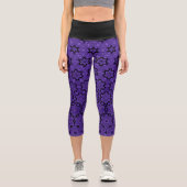 Star Mandala Lila blühend Capri Leggings (Vorderseite)