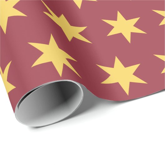 Star Pattern Trending Colors Maroon Gold Geschenkpapier (Rolleneckpunkt)