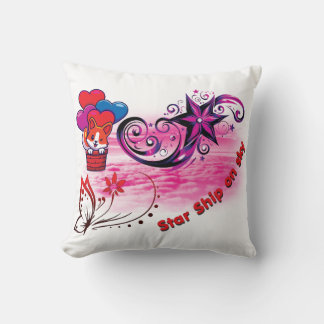 Star Ship White Pillow Kissen