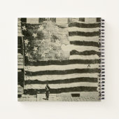 Star Spangled Banner: American Flag on Display Notizblock (Rückseite)