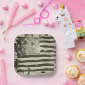 Star Spangled Banner: American Flag on Display Pappteller (Party)