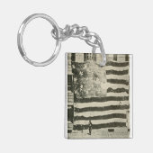 Star Spangled Banner: American Flag on Display Schlüsselanhänger (Vorderseite links)