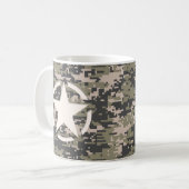 Star Stencil Tag Decal Style Khaki Camouflage Kaffeetasse (Vorderseite Links)