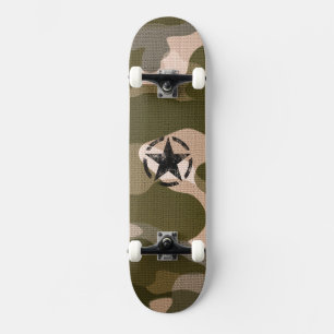 Star Stencil Vintag auf Camouflage Skateboard
