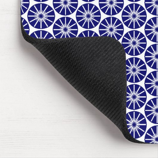 Star Wheel Pattern - Navy Blue on White Mousepad (Ecke)